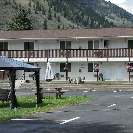 Elks Motel Keremeos Экстерьер фото